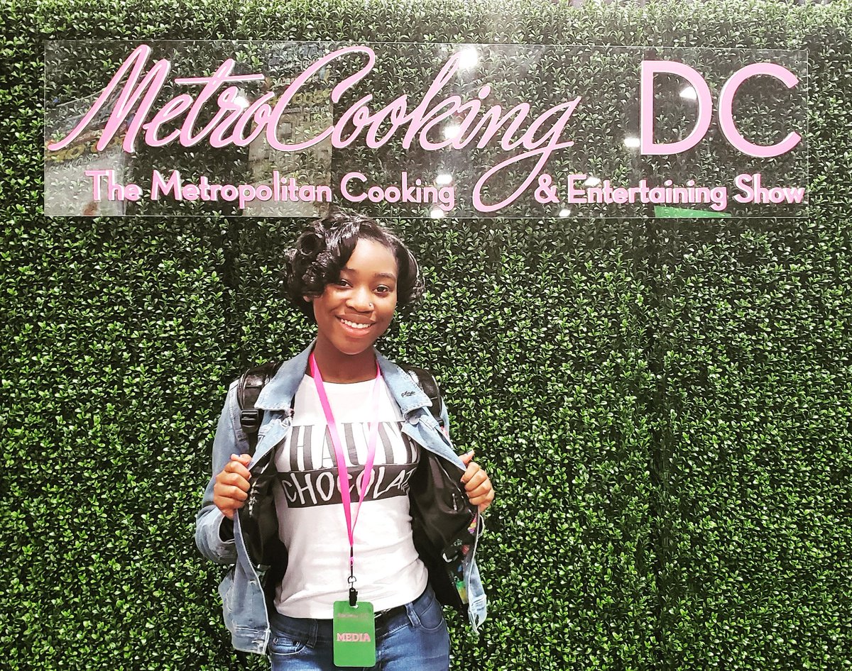 the5FootCritic's tweet photo. Oh yeah!
#MetroCookingDC #RealLifeLavy #theCriticIsComing #Foodie #kidpreneur #kidFoodCritic #LaPetiteCritique
#the5FootCritic #KidsHaveDreamsToo
#hungry #nomnom #foodblogger #foodCritic #foodReview #kidFoodie https://t.co/CYzi5sbMls