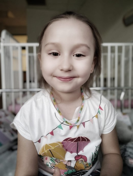 tstawowy's tweet photo. Moja chrześnica napisała w liście do Świętego Mikołaja: „chciałabym, żeby moja koleżanka wyzdrowiała” 😔 Ta koleżanka to Madzia, która walczy z ostrą białaczką ➡ https://t.co/tjLqzkdy5f 😢 Pomóżmy jej spełnić to marzenie, dajcie #RT! #razem #możemy #więcej! https://t.co/vqE8prNH9j