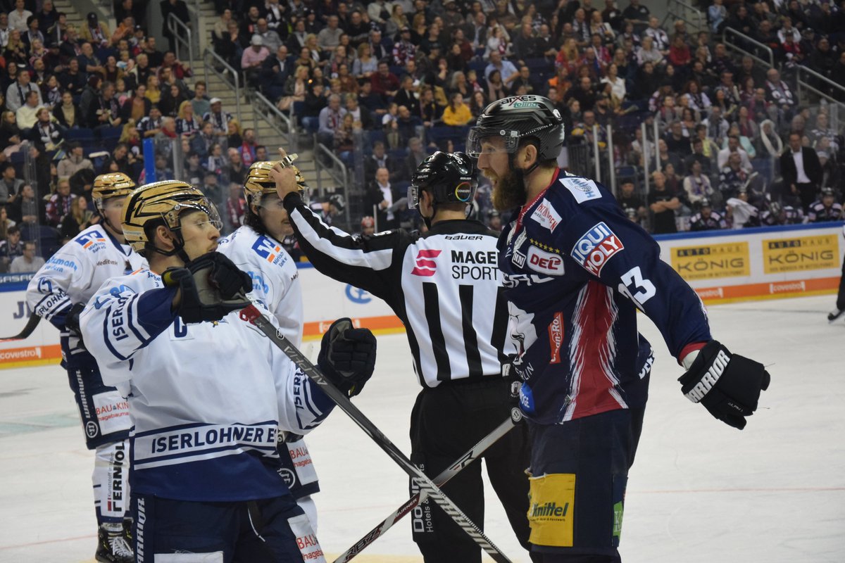 Wally44's tweet image. #ebbiec Symbolbild.

#ebb #Hauptstadteishockey