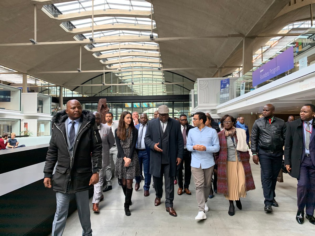 Le Président Félix Tsishekedi à la rencontre de @SOWIT_ à <a href="/StationF/">Station F</a> pour discuter comment la télédétéction et l'intelligence artificielle peuvent contribuer à valoriser les 80 millions d'hectares arables de la #RDC ¦ <a href="/IRDAC_/">IRDAC RDC</a> <a href="/AfGoesDigital/">Africa Goes Digital Inc.</a>