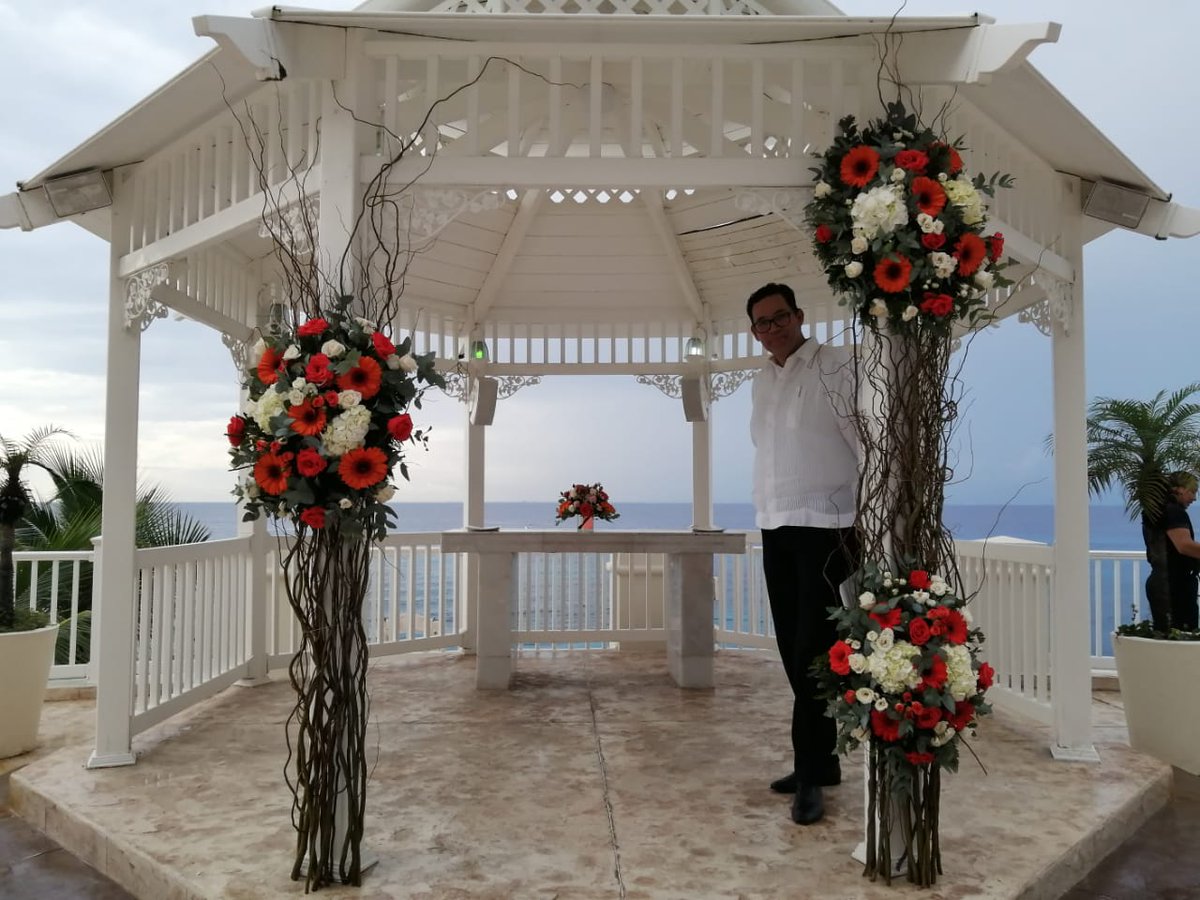 #ministerservices #casateencozumel #mayalandweddings #destinationwedding