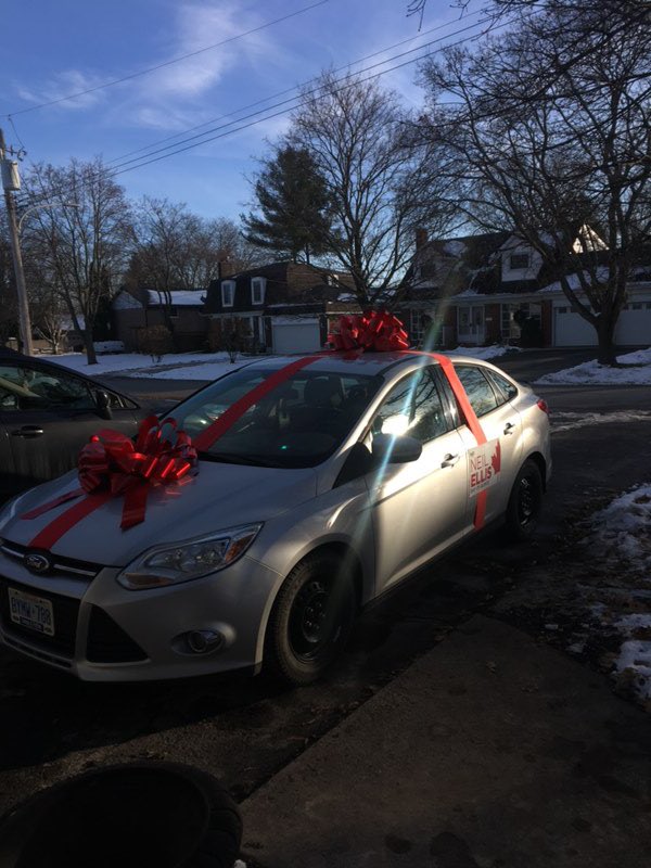 NeilREllis's tweet photo. What a great evening for the Belleville Santa Claus Parade! Thank you to the incredible team of organizers who always make this a great event. Special thanks also goes out to everyone who donated to @GleanersFB &amp; @BellevilleFire for their Toy &amp; Boot Drives during the parade!🎄🎅 https://t.co/0FLGDy473A