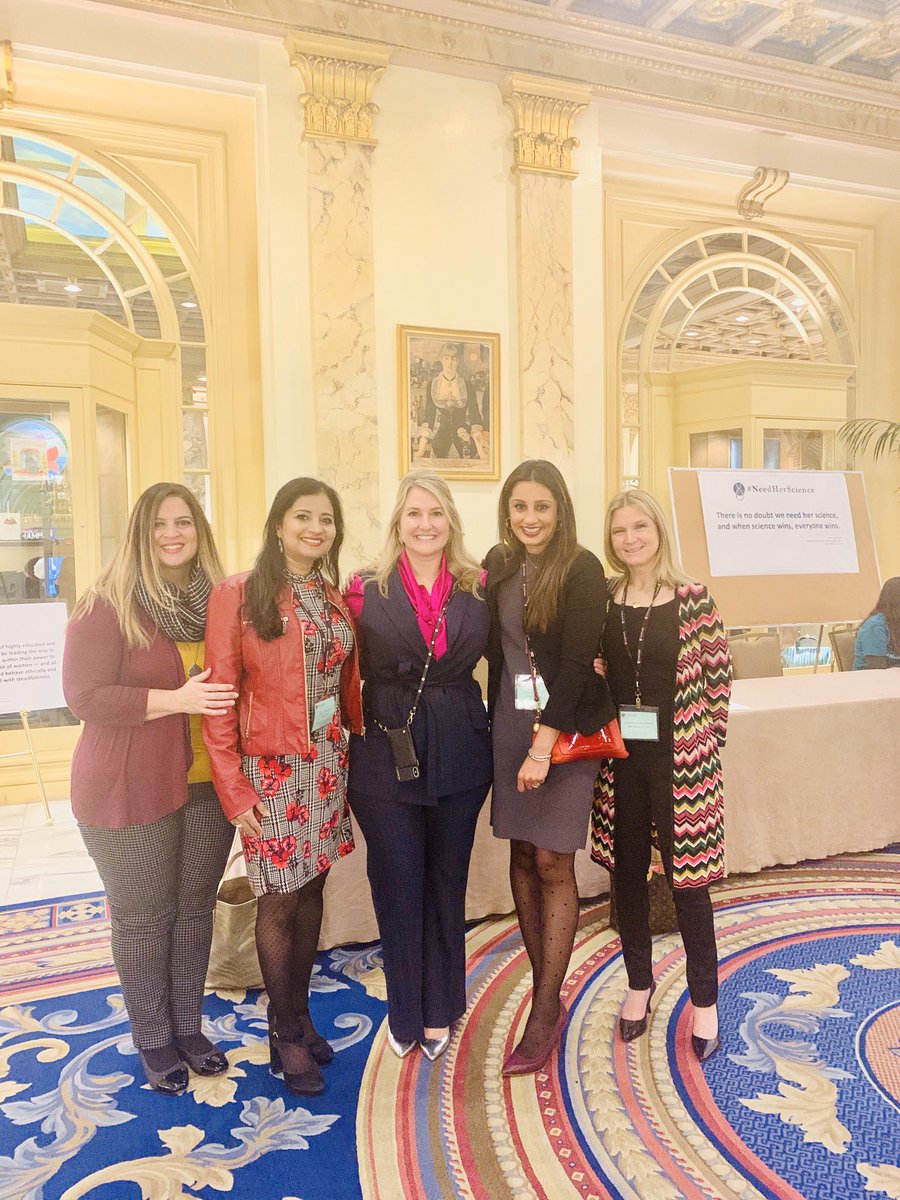 Reflecting on the amazing Harvard leadership conference last week. Highly recommend it!!
“Leadership requires two things- the vision of the world that does not yet exist and the ability to communicate it.” Simon Sinek💕