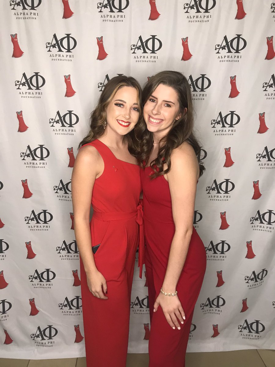 MeyerhanM's tweet photo. Red Dress Galaaa https://t.co/jW778aOw27