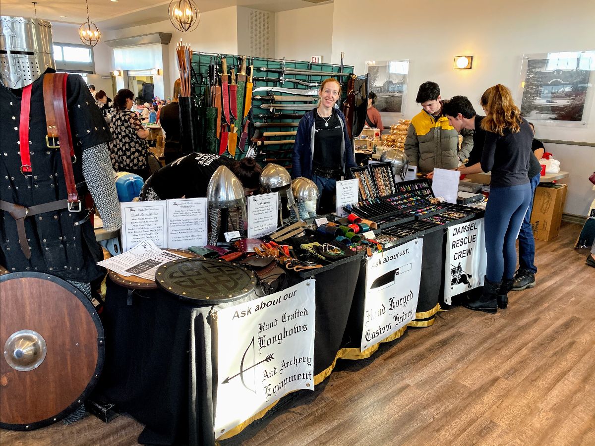 Crestmont Community tweet media