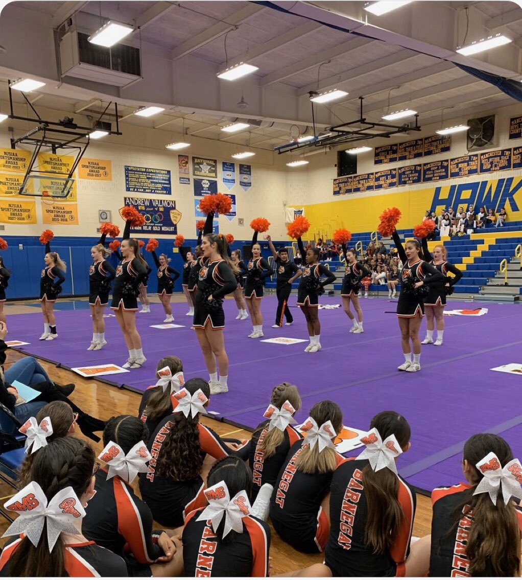 First cheer competition was a success!! So excited for the rest of the season ❤️🐾