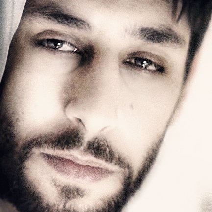 IdanAmediClub's tweet photo. Listen to my sweet tunes, listen to this sweet love song.

#idanamedi #idanamedibest #idan_amedi #star #actor #singer #telaviv #love #portrait #artistic #artphotography #eyes #song #music #musician #songwriter #listen #sweet #look #face #beautyman #tune #composer #עידןעמדי https://t.co/QXlklFFhj5