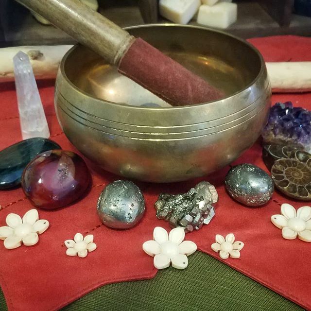 xom3solutions's tweet photo. Having a magical morning back at Moby's Coffee &amp; Tea Co. In North Hollywood! Come visit our Sip n Shop @drinkmobys today until 3pm for all your favorite handmade herbal treats and organic bevvies. https://t.co/U1G4Eo3rvB https://t.co/wuKNSOOPeY