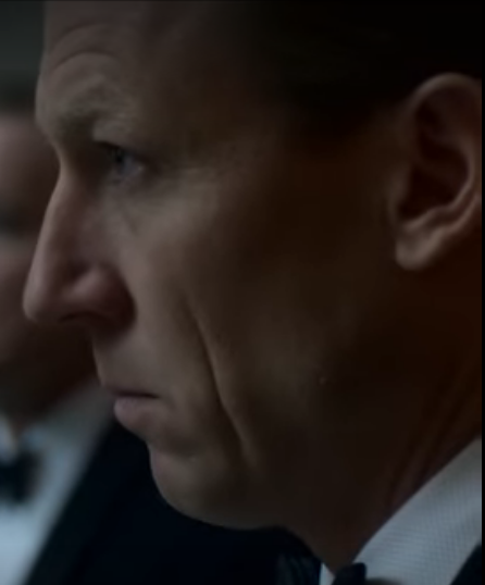 tmitafans's tweet photo. I trust you are all watching #TobiasMenzies in the Crown on Netflix, like Yours Truly.
Confido stiate tutti guardando The Crown su Netflix, come la sottoscritta. https://t.co/sBCgfcMQHO