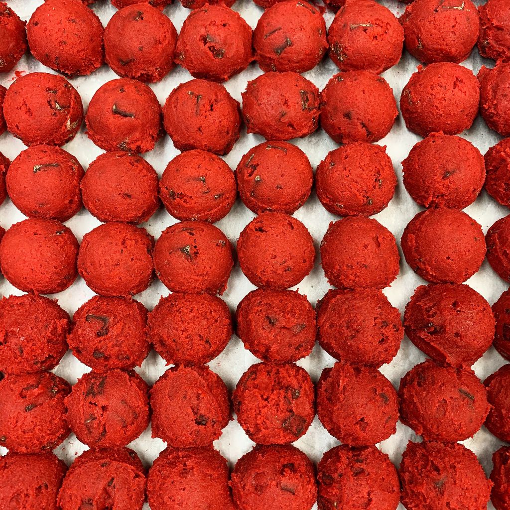 theMILKshop's tweet photo. Red velvet cookie batter scooped and ready to bake ❤️ #redvelvet #seasonal #sunday https://t.co/REhx5DhaaY