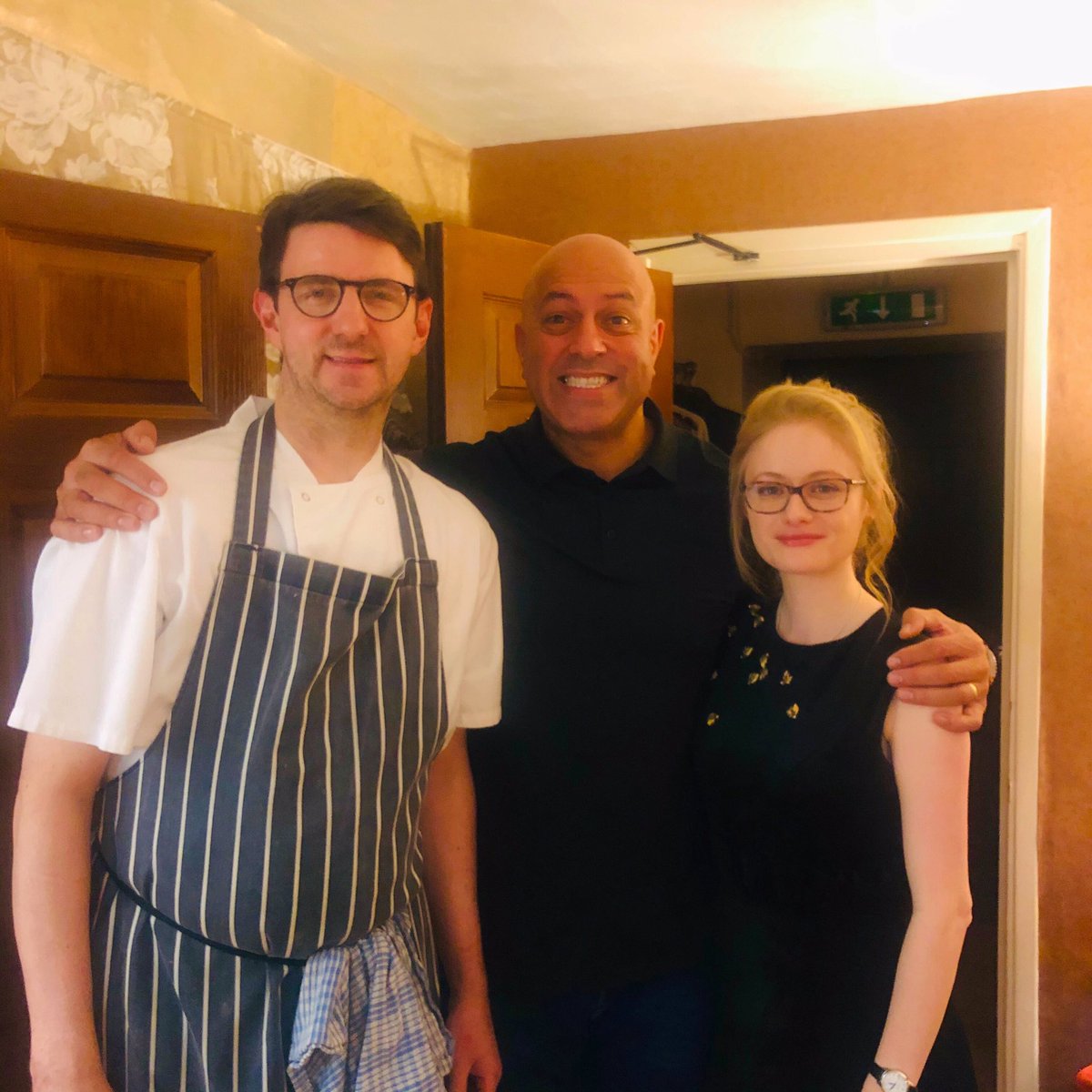 JewsHouselincs's tweet photo. Cooked for this giant of a chef today, what a pleasure it was.......and I think he enjoyed it ! @satbains1 https://t.co/AMZxHg3XXh