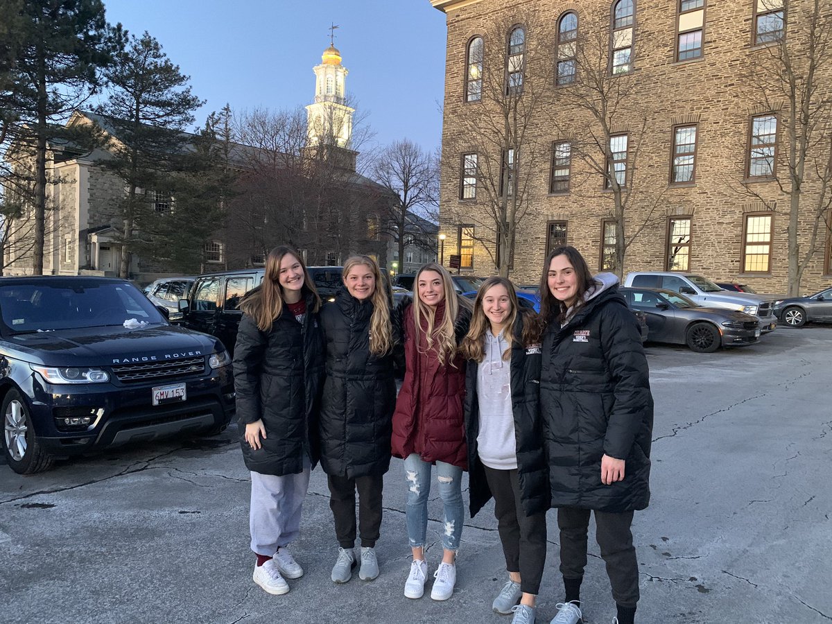 Great time In New York. Congrats <a href="/KopfRylee/">Rylee Kopf</a> for receiving another d1 offer.  Thank you <a href="/ClearyBill/">Bill Cleary</a> @3LL_1E for showing my girl around! Absolutely beautiful campus and what a great win over Yale. <a href="/OklahomaSwarm1/">OK Swarm HS Girls</a>  and coaches at Newcastle we appreciate all you do! Keep working hard