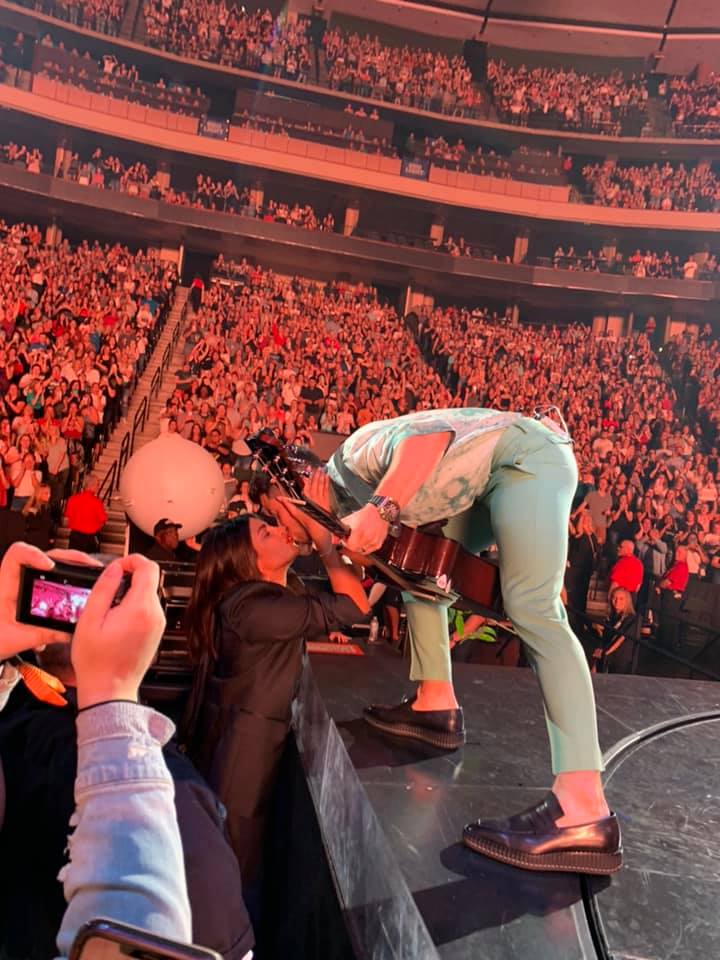 Laura1375's tweet photo. To My dear #Pcmanaics. I love you all so much! I need you help. My favorite song #Sucker is up for an award. I only have 4 days to vote to win this award for Nick (#NationalJiju) & his Brothers. Can you please help me? ๐ #PopGroup #PopSong vote here: https://t.co/zYgEqHTXUm https://t.co/TxZKGD77jy