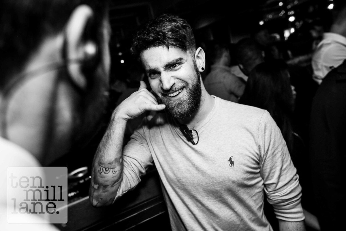 RING RING! IS THAT SUNDAY FUNDAY? // join us for the closing party of the week // take on the #6amChallenge and party till the sun comes up