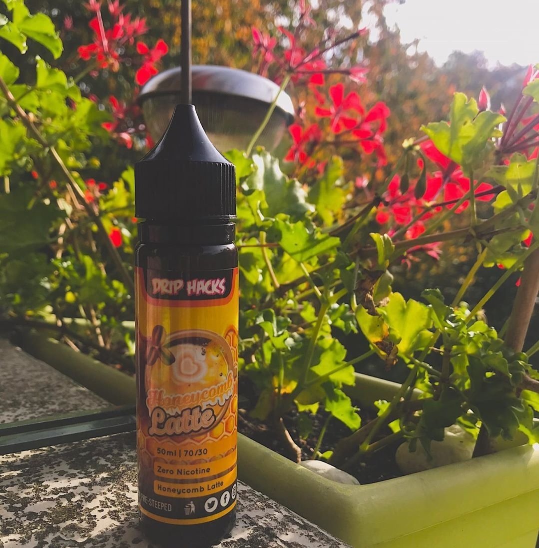 DripHacks's tweet photo. A deliciously sweet honeycomb latte with caramel tones.
All shortfills come with a FREE nic shot!
https://t.co/mDAIbivoIm
πΈ: duovapes on Instagram.
#eliquidshortfill #vape #vapenation #vapefeed #flavourchaser #nicshot https://t.co/OqLG848FVI