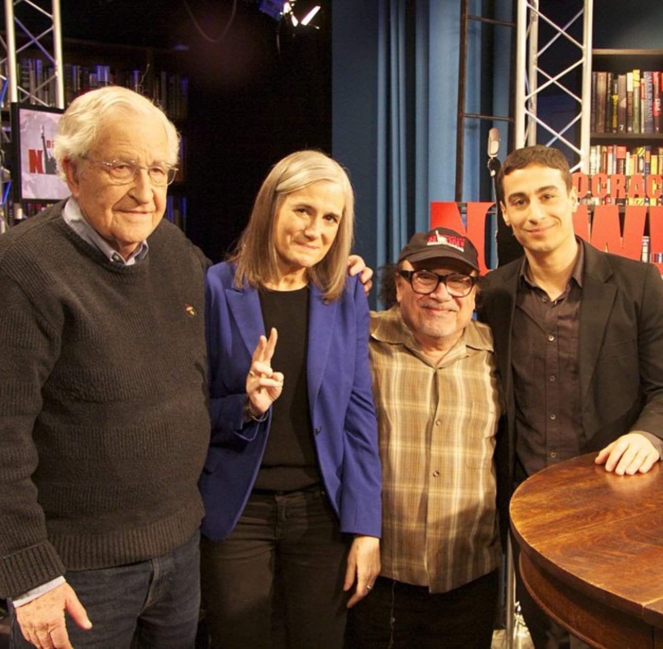 Happy birthday Danny DeVito! Here\s a gang you don\t see everyday. (from 2014) 