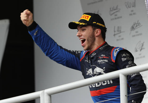 RetoF1's tweet photo. Primer podio para Gasly que comenzó el año en Red Bull y muy rápido lo relegaron a Toro Rosso #GoGasly #F1 #STR #BrazilGP https://t.co/Xn3h6w9nQT