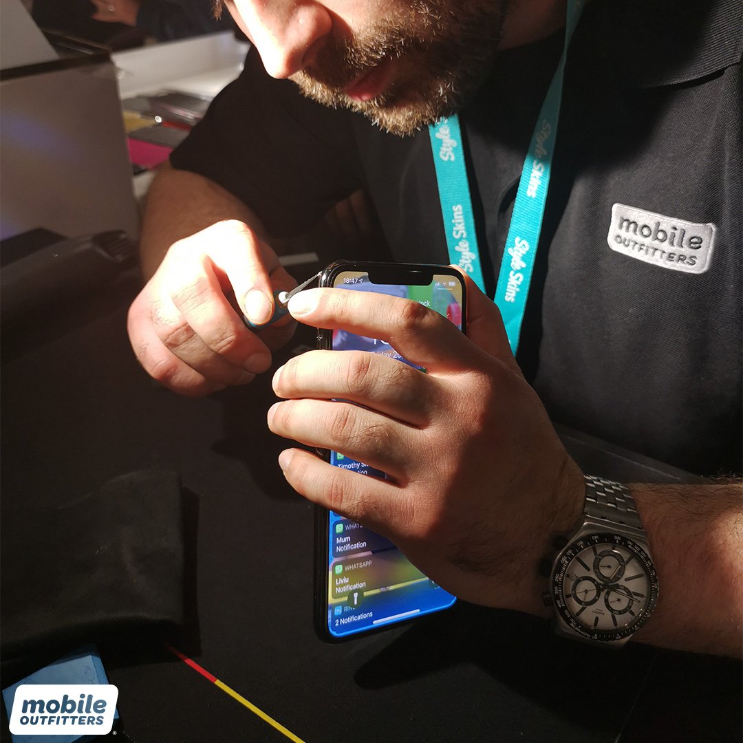 Look at the precision in that installation🤗 
.
.
.
#MoutfittersUK #MobileOutfitters #MOClearCoat #Hammersmith #London