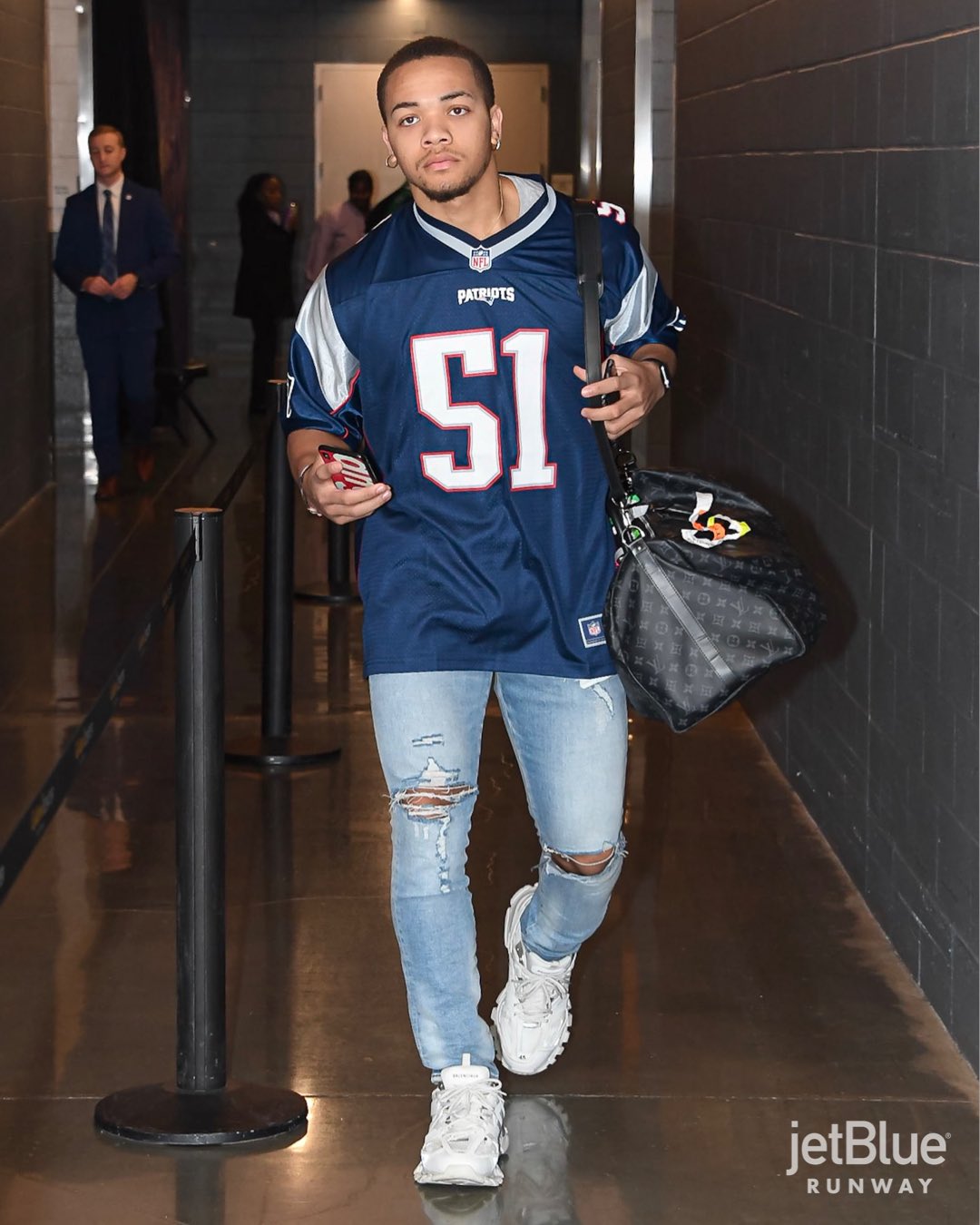 How To Style a NFL Jersey- 3 Outfits 