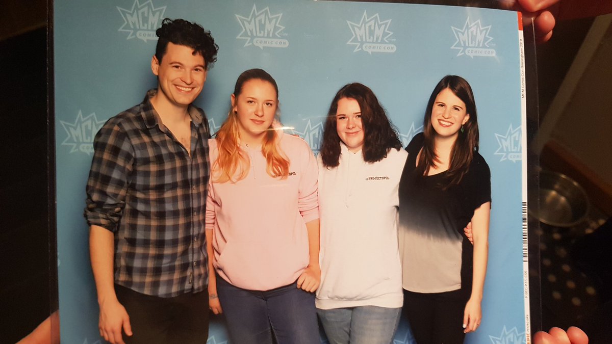 projectBPOL's tweet image. Today was absolutely amazing, meeting the two wonderful people who inspired this account will forever be the best experience.
We hope to meet them again! 💙💛
#BePositiveOutLoud #DechartGames