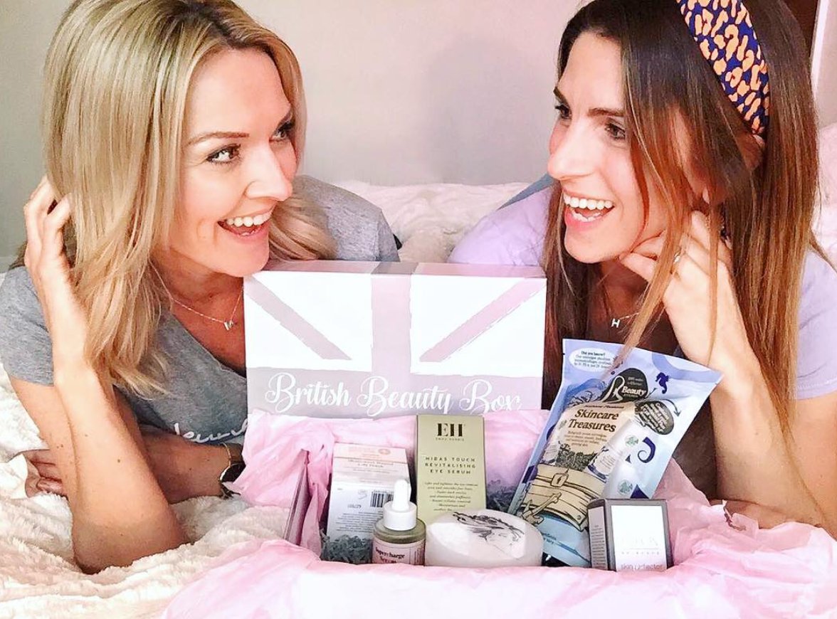 BritBeautyBox's tweet photo. One for you, one for your bestie 💖Did you know that if your friend signs up to British Beauty Box using code: BEAUTYANDFRIENDS, you both get a FREE GIFT?! Tag someone who should join the #BritishBeauties family... https://t.co/MNaVUScu6J
