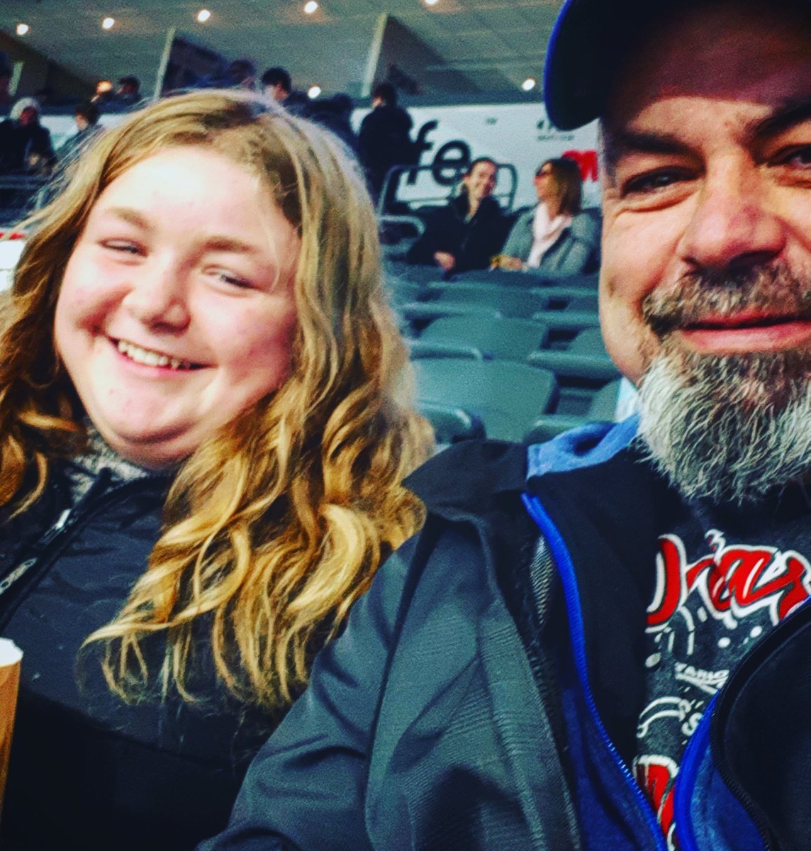 Chefmike2u's tweet photo. @GoLondonKnights  @CoultersRx section 106 row f seats 9 and 10 https://t.co/ZN5kfIgMoq
