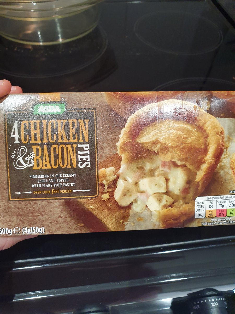 RgAmz's tweet image. @AsdaServiceTeam just recieved my delivery, started putting it away and realised I've been given the wrong pies! Can you process a refund please? Thanks #anotherproblem #whatsnew