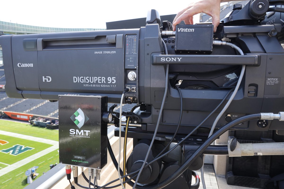 CanonUSApro's tweet photo. Game On! Learn about our professional products to satisfy your #4K, #UHD, #HD, and #HDR #SportsProduction needs. #SportsVideoProduction #Canon #Football
https://t.co/feaCkB64gl https://t.co/5Ysh3lwcXL