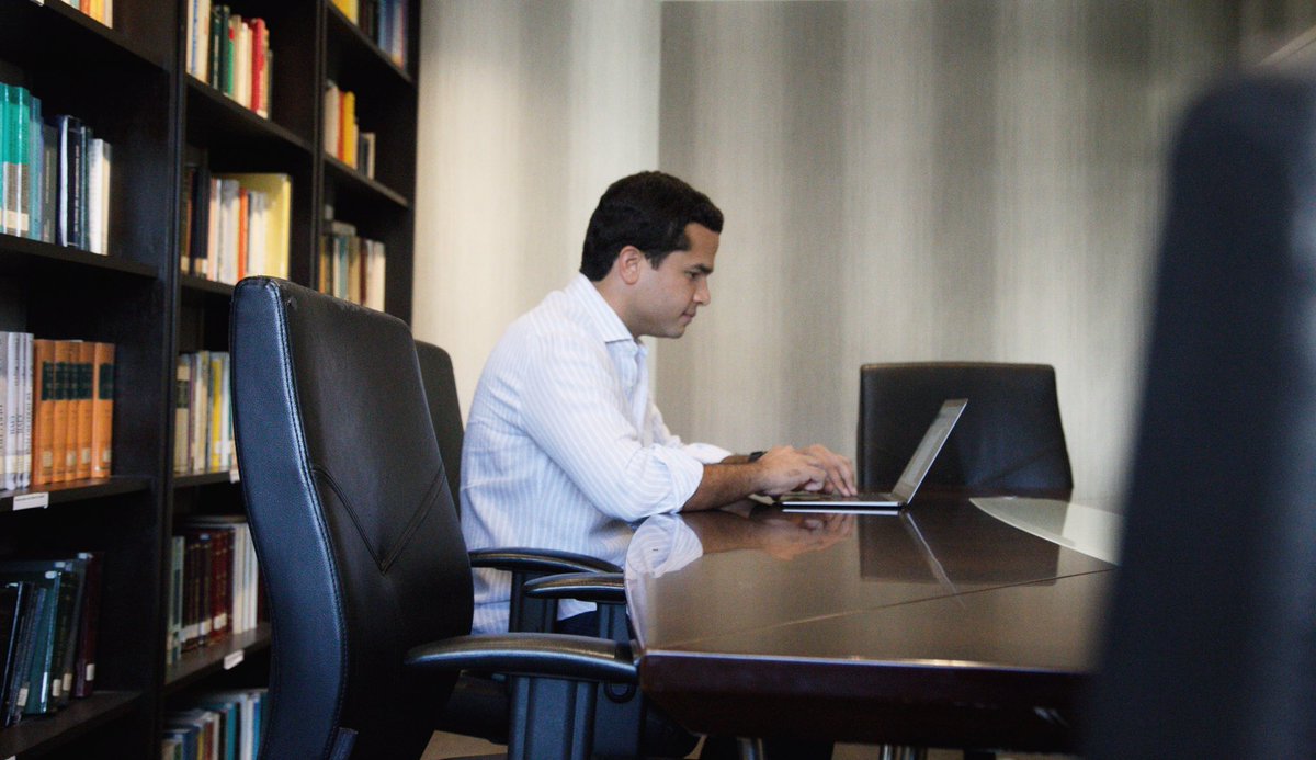 Hoy Domingo, he tomado un momento para prepararme para el gran paso que daré mañana.

Mi compromiso es con los ciudadanos a quienes aspiro a servir y representar. 

Juntos vamos a construir una historia nueva y mejor.