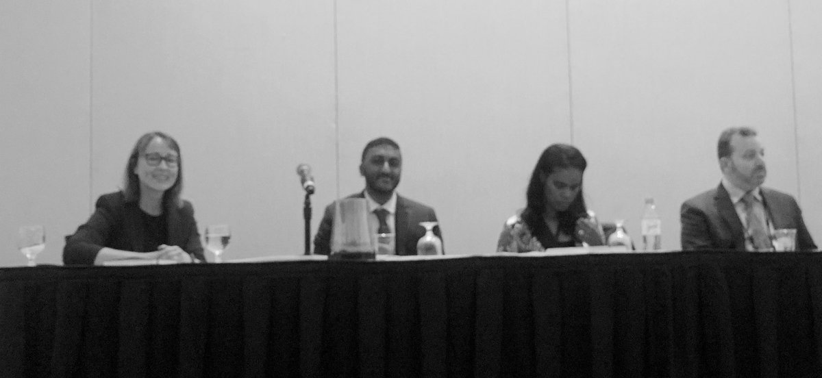 CALonghurst's tweet image. Excited for @AMIAinformatics panel “Flipping Clinical Documentation on its Head” with @TheLizArmy @hemoncwarner @YaaKumah @chethanr moderated by @JeffreyLSmith #BetterNotes