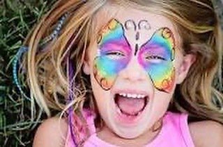 TheLittleLegsCo's tweet photo. We are very excited to be having amazing face painters on Saturday 10-12, Unit 22, Dickens Yard! Come along and get your face painted for free! #facepaintingkids #facepaint #ealing #ealingbroadway #activitiesforkids #whatsonealing @dickensyard https://t.co/96e7W2yW9O https://t.co/2JrUP8YEiz