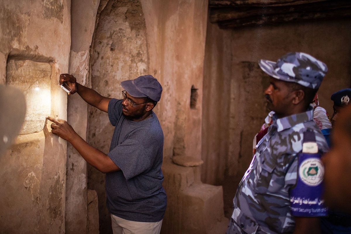 arturobluski's tweet image. We also try to raise awareness and build capacity of the police officers as they play an important role which will become bigger when the tourist start to flood #Sudan #Funj #OldDongola #Nubia @NAUKA_GOV_PL @UniWarszawski @SudaneseCulture @SudanPMHamdok