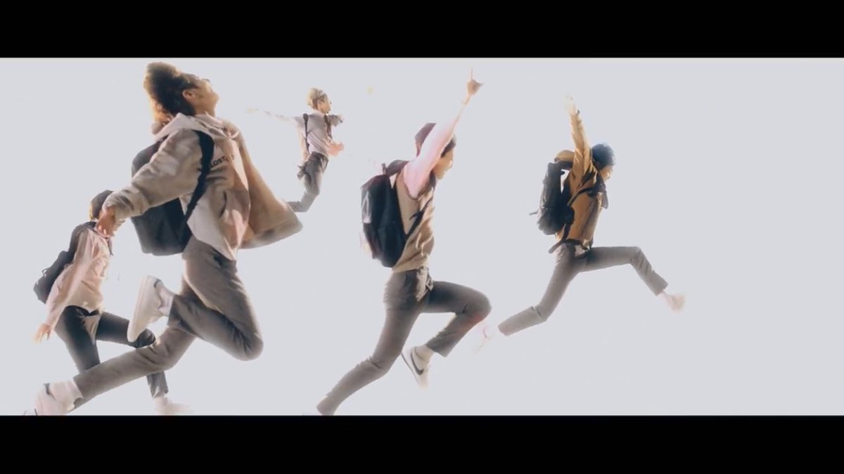 softaee_'s tweet photo. magic island was all soft in the beginning and then it turned into a horror movie I’m so confused
#TXT_MAGICISLAND https://t.co/Ei7cEMBBex
