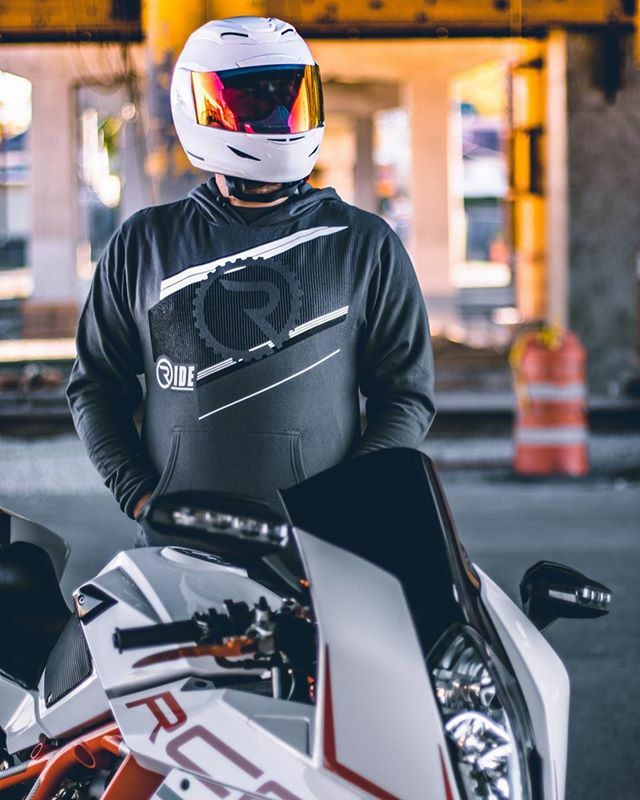 Notes4AB's tweet image. BREAKAWAY on the RC8!⠀
⠀
▪️▪️▪️⠀⠀
📲 - rideapparelco.com⠀⠀
🏍💨 - #ridepositive⠀⠀
▪️ ▪️⠀
#rideapparelco #biker #sportbikelife #bikelife #ride #motorcycle #motorbike #bikekings #rideinspired #twowheellife #moto #bikersofinstagram #ktm #ktmrc8 ift.tt/37fkBZ2