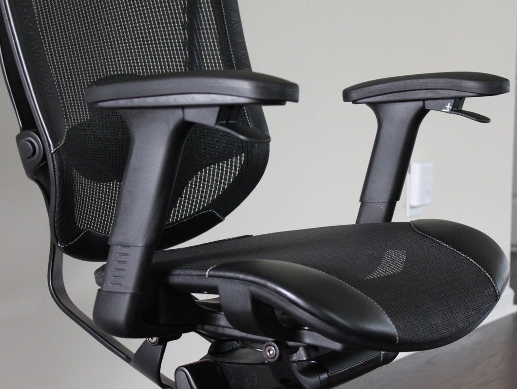 Lo mejor para ustedes.

Cuero genuino (piel de becerro) con una malla Dupont TPEE. La perfecta combinación que te dará una experiencia superior. 

Consulta disponibilidad en tu tienda favorita :D
#vertagearlatam #trigger350 #gamer #gaming #videogames #sillagamer