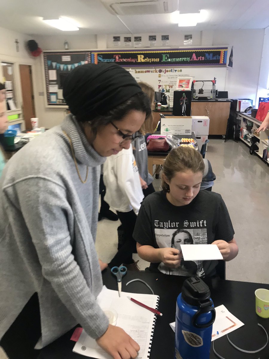 Schleimscience's tweet image. Femineers has started @StAgnesRams with our first full Saturday session! So excited to welcome our mentors and new Femineers!#cppfemineers