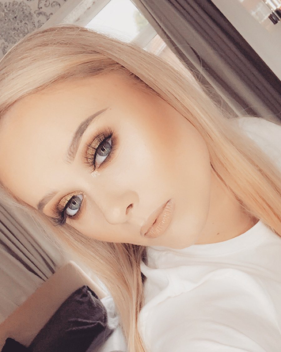 Olivia47870459's tweet image. There must be somethin in the water @LewisCapaldi  ❤️❤️❤️ love Olivia Bruises 💦❤️💦❤️