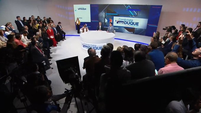 infopresidencia's tweet image. &quot;No hemos presentado ni reforma laboral ni reforma pensional&quot; Presidente @IvanDuque 

#ConéctateConDuque