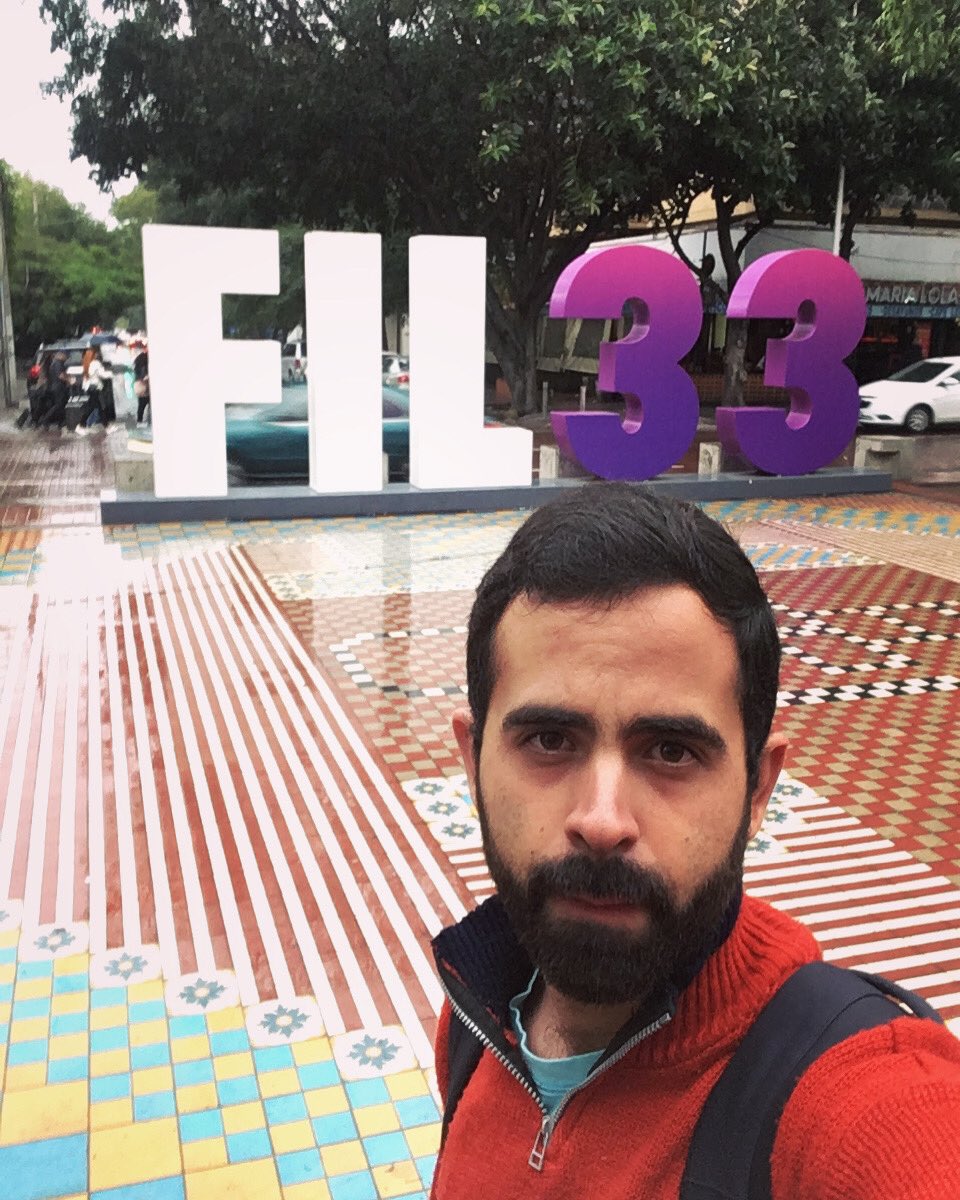 Isra_GuerreroB's tweet photo. La #TormentaRaymond me dio un día lluvioso, pero no me agüito porque sé que ya viene mi gloriosa @FILGuadalajara 😌 https://t.co/58NOCHLutx