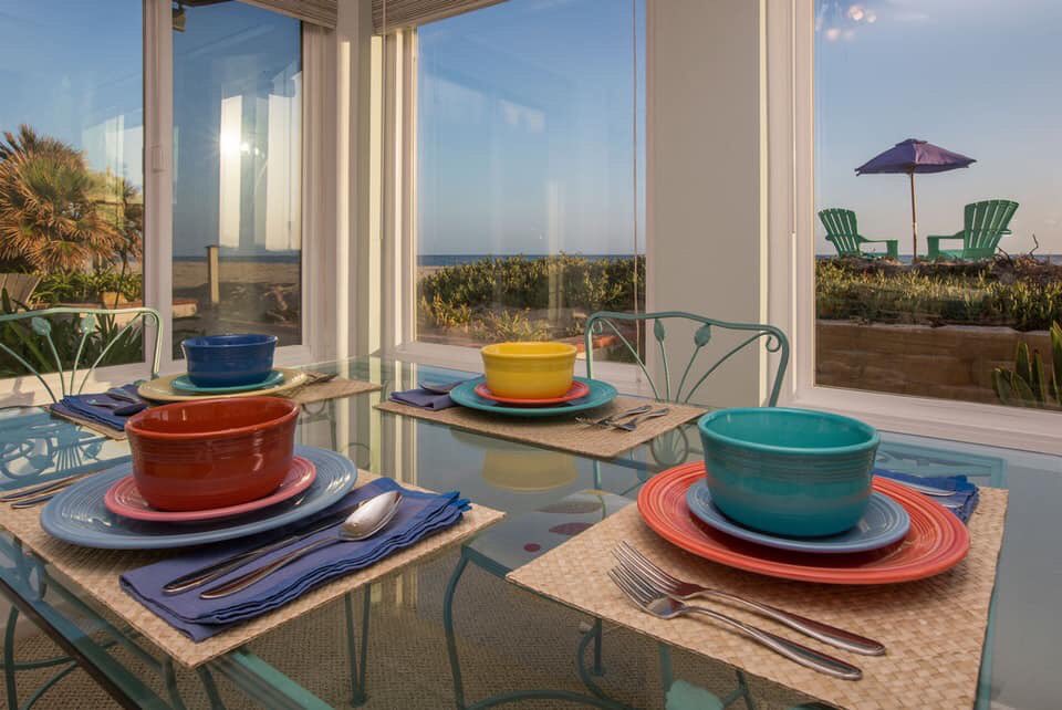 ParadisRetreats's tweet photo. https://t.co/XY04KlEUGA

What's on YOUR vacation wish list?  When it comes to the ideal California vacation on the Central Coast.

👨‍👩‍👧‍👦Sleeps 4
🛏2 Bed
🛁2 Bath

#Carpinteria #CaliDreaming #BookDirect #ILoveParadise #ParadiseRetreats #BeachfrontViews #VacationRentals #OceanViews https://t.co/vouyMvGbmS