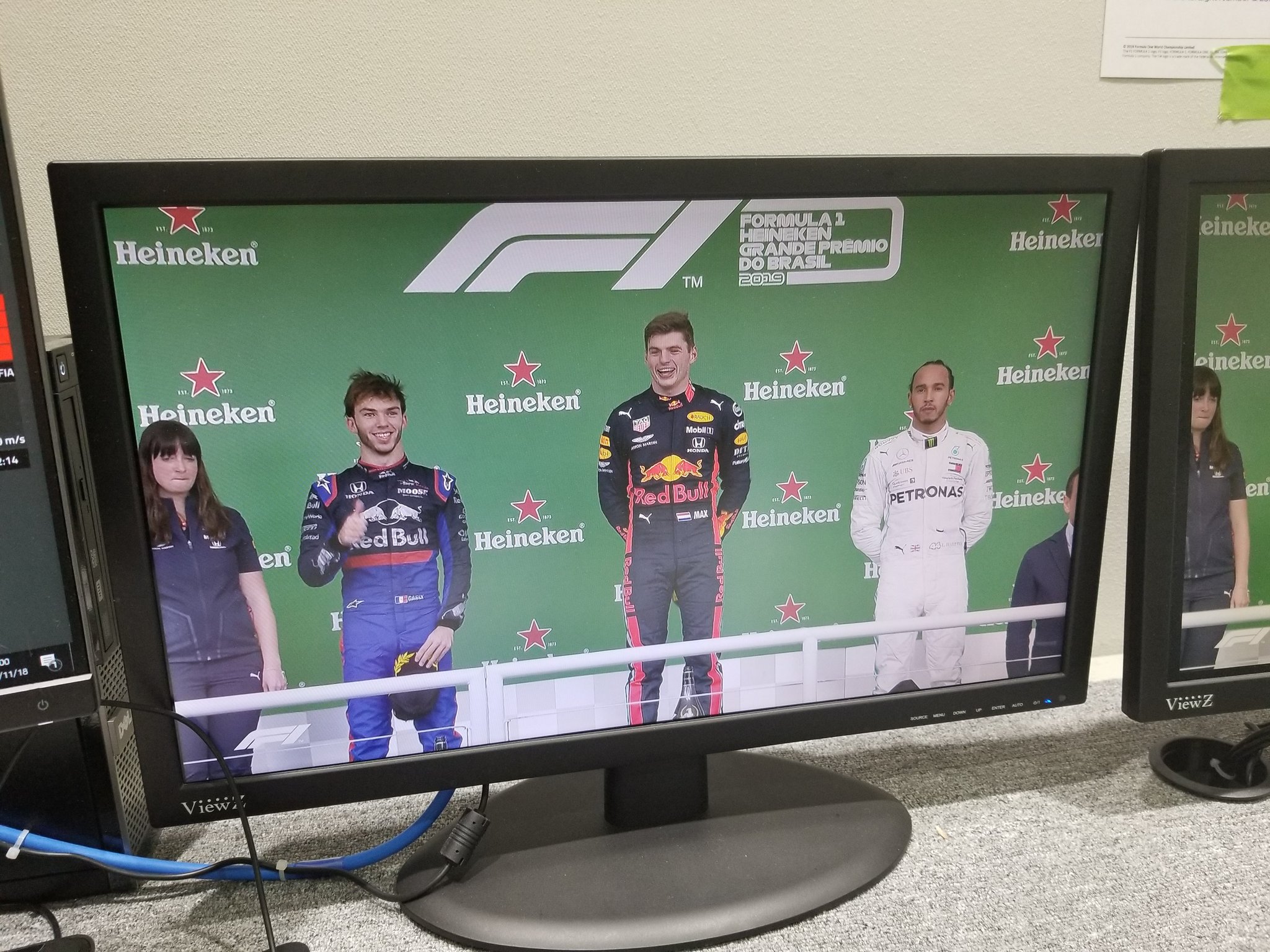 笹川裕昭 Na Twitteru Dazn F1でブラジルgpの決勝を実況担当しました 初めての決勝レースでしたが解説の中野信治さんやスタッフの皆さんにサポートいただき終えることができました レースもホンダのpuが1ー2で思い出に残る好レースになりました 本当にありがとうご 笹川裕昭 Na Twitteru Dazn F1でブラジルgpの決勝を実況担当しました 初めての決勝レースでしたが解説の中野信治さんやスタッフの皆さんにサポートいただき終えることができました レースもホンダのpuが1ー2で思い出に残る好レースになりました 本当にありがとうご