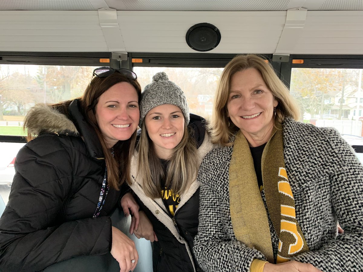 Lisa Iraca tweet media