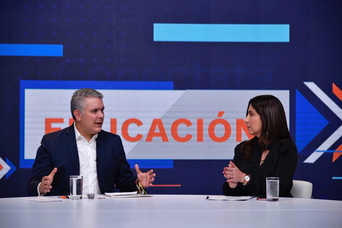 Mineducacion's tweet image. La Ministra de Educación destaca que con el nuevo Decreto de Registro Calificado, las Instituciones de Educación Superior pueden ofrecer programas en modalidad dual que contribuirán a fomentar el acceso a la educación superior en todas las regiones del país. #ConéctateConDuque