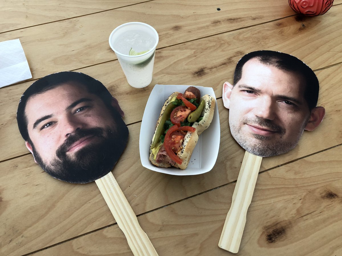 KTNV's tweet photo. #ONTHESCENE Local chefs are competing today in the final #BOHBrawl of the year. One team will walk away as the grand champion. @SandDollarLoung https://t.co/QS2tQG3DYS
