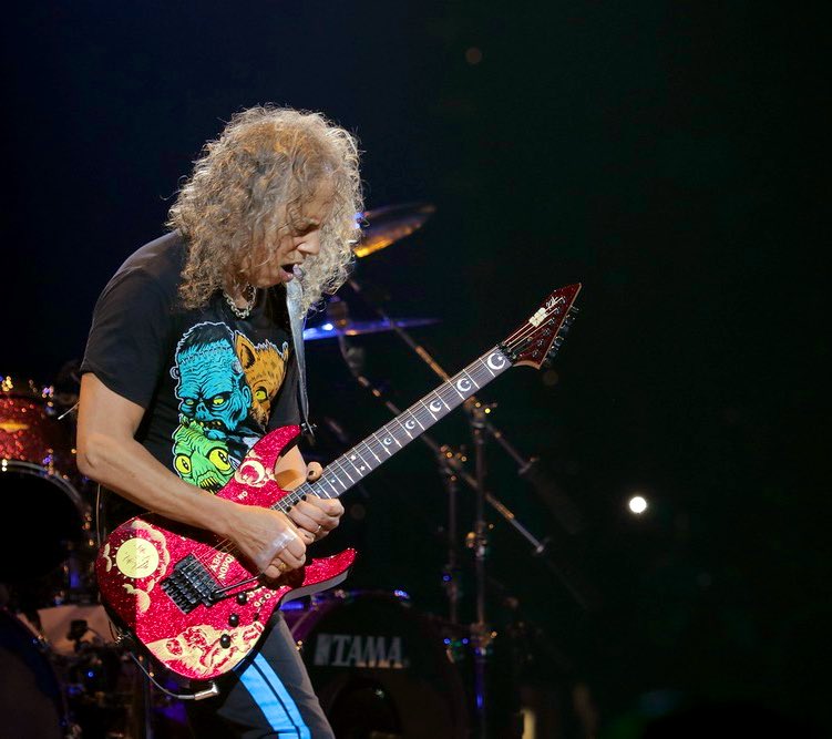 HAPPY BIRTHDAY Kirk Hammett

METALLICA          Kirk                 