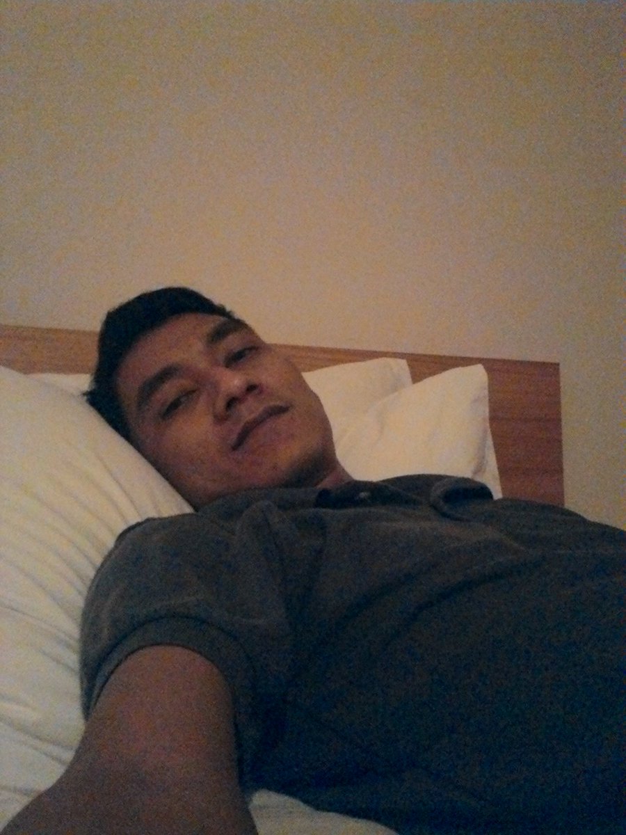 Winky2786's tweet photo. Ternyata udah #Senin aja, waktunya tidur lagi. https://t.co/Ty1NVObuz4