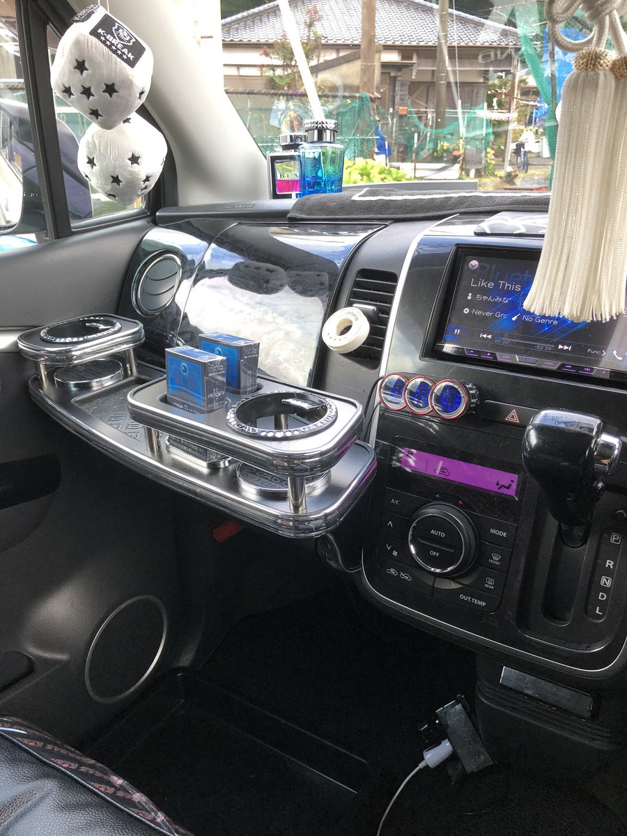 けん Ar Twitter テーブル取り付け完了 車好きと繋がりたい Dad ワゴンr スティングレー