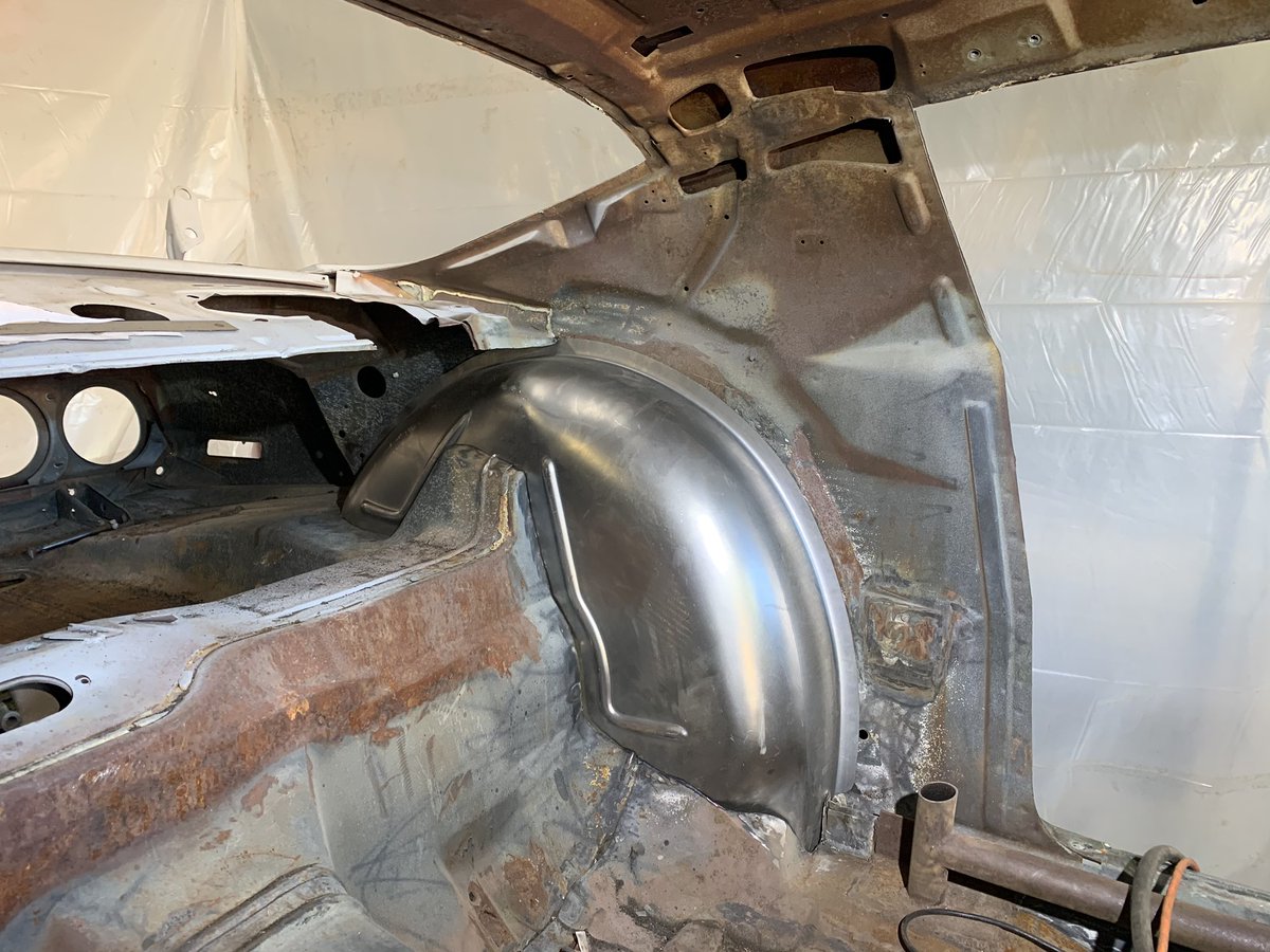 sledgehammer70's tweet photo. My day hasn’t been just brisket. But the weekend was also filled with installing the @DetroitSpeedInc mini tub kit in the #LethalClassic https://t.co/ZgXJAQTGmV