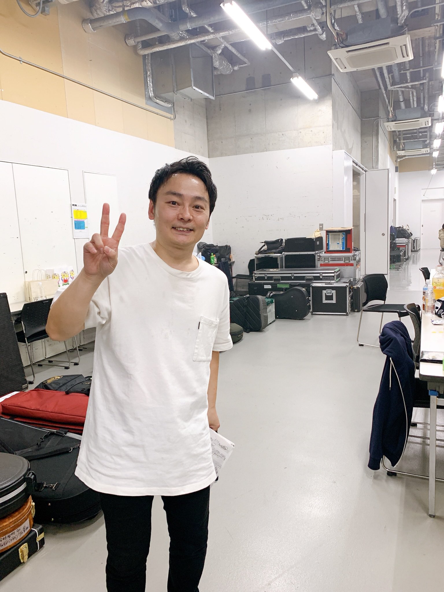 植田真梨恵 背後で自撮りする私と 動きが可愛い2枚 音都 植田真梨恵 背後で自撮りする私と 動きが可愛い2枚 音都