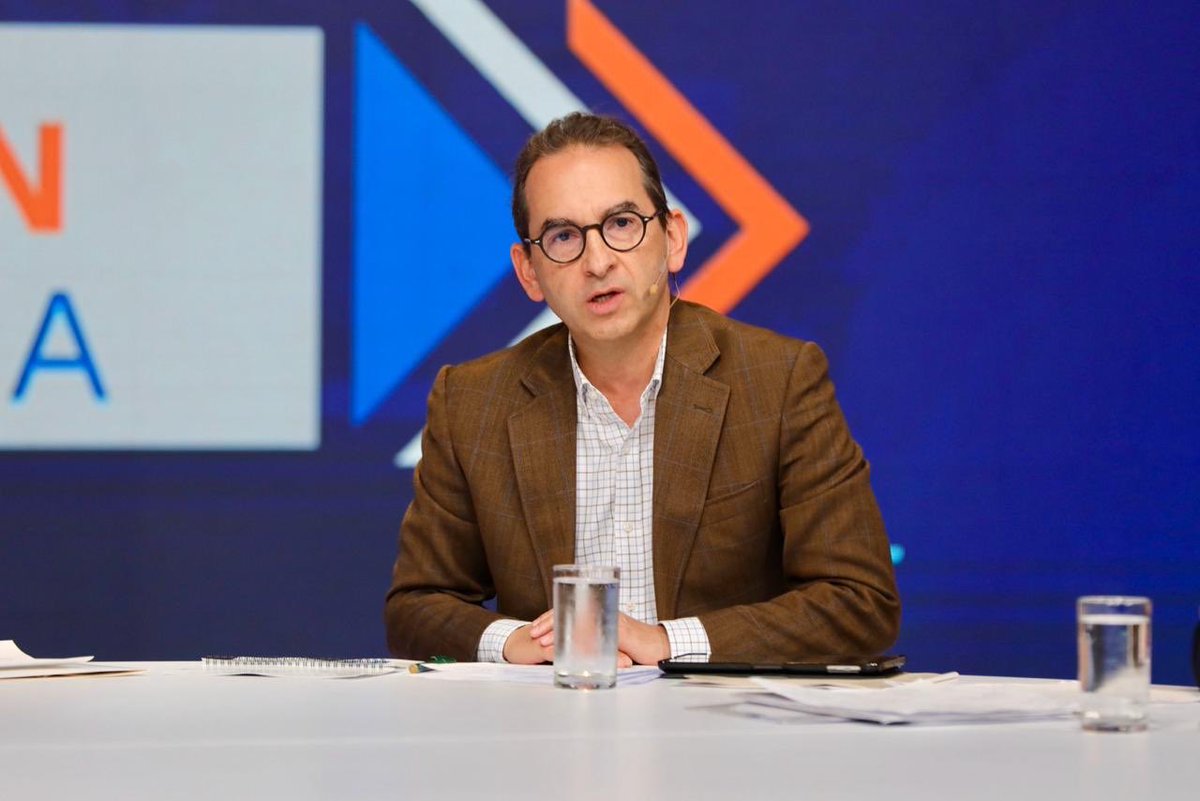 AndrsValencia9's tweet image. Con el liderazgo del Presidente @IvanDuque abrimos nuevos mercados por medio de su #DiplomaciaSanitaria y comercial, para la admisibilidad de productos del sector agro, a destinos como: Guatemala, México, Ecuador, Perú, Angola, China y Japón entre otros. #ConéctateConDuque